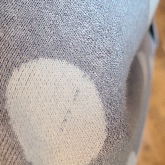 Grey Top - Picture 6 of 7